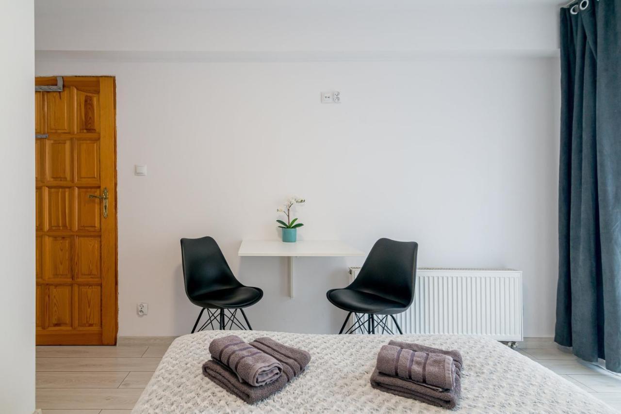 Ferienwohnung Studio I Pokoje I Pokoje Z Lazienkami Danzig Exterior foto