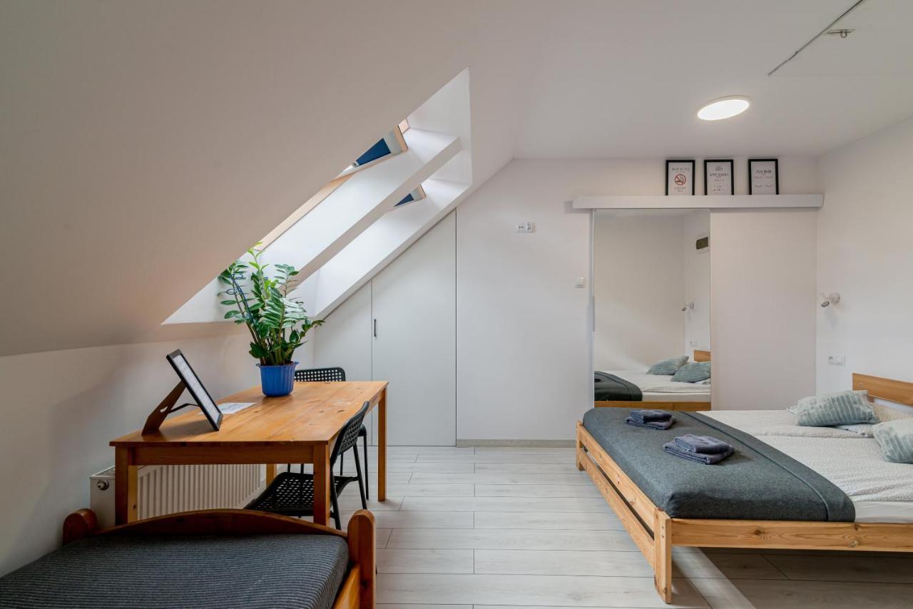 Ferienwohnung Studio I Pokoje I Pokoje Z Lazienkami Danzig Exterior foto
